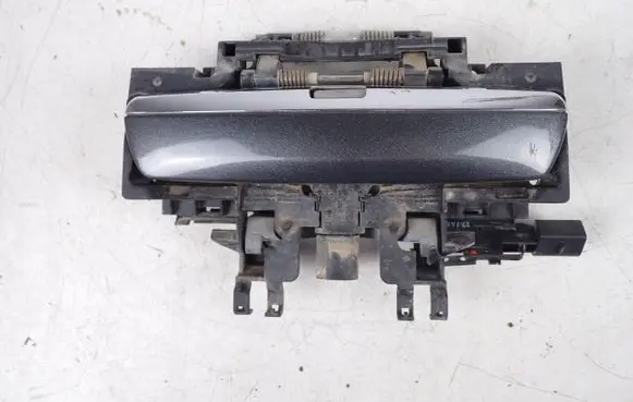 Audi A8 S8 D3 4E Rear door exterior handle 4E0839885 4E0949137