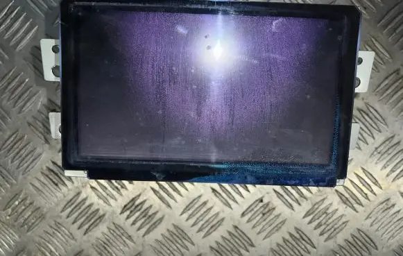 Nissan X-Trail T30 Screen/display/small screen