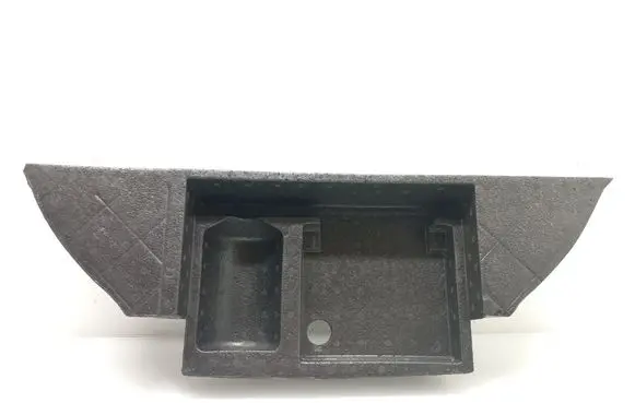 Volkswagen Touran II Tool box 1T0863470G