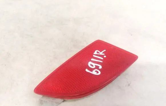 Rear tail light reflector