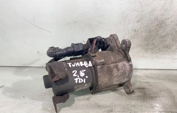 Volkswagen Touareg I Gearbox-reducer motor 0AD341601C 47795MDT 16111110103