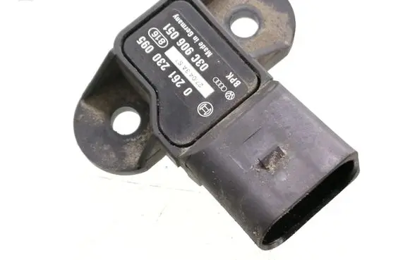 Audi A6 S6 C6 4F Air pressure sensor 0261230095 03C906051
