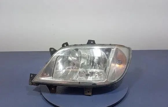 Mercedes-Benz Sprinter W901 W902 W903 W904 Headlight/headlamp 1EH24604701