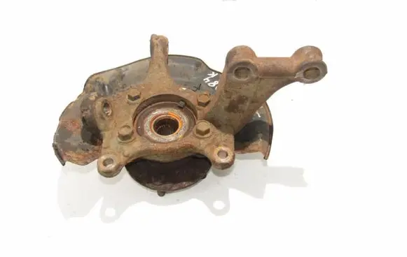 Toyota RAV 4 (XA30) Rear wheel hub