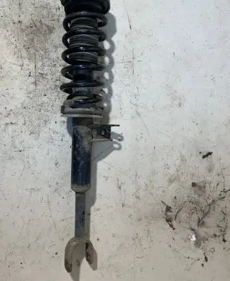 BMW 5 GT F07 Front shock absorber with coil spring 6778788