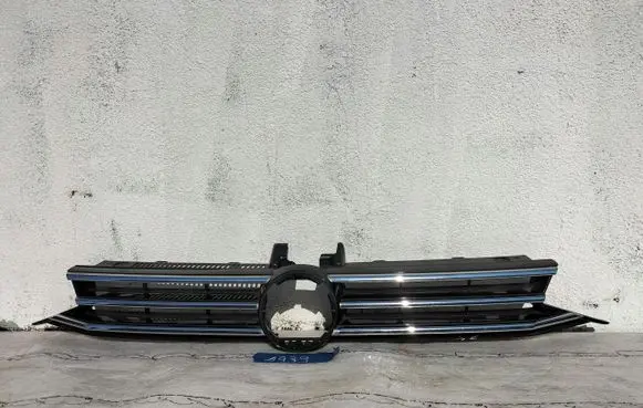 Volkswagen Touran II Front bumper upper radiator grill 8TA853653B