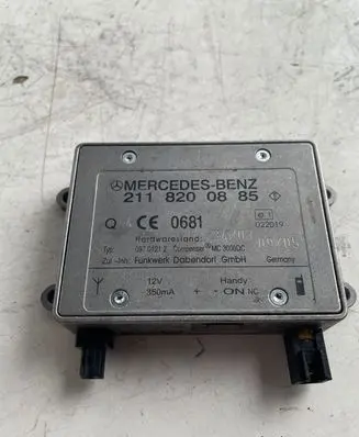 Mercedes-Benz E W211 Bluetooth antenna 2118200885 09701212