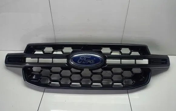 Ford Ranger Front bumper upper radiator grill N1WB8350