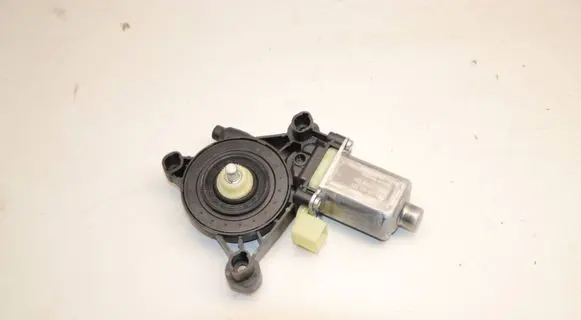 Audi A5 Front door window regulator motor 8W0959801 10315