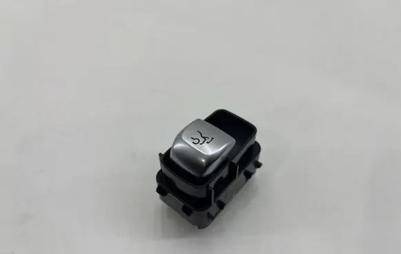 Mercedes-Benz S W222 Tailgate opening switch A2229051704 151589051