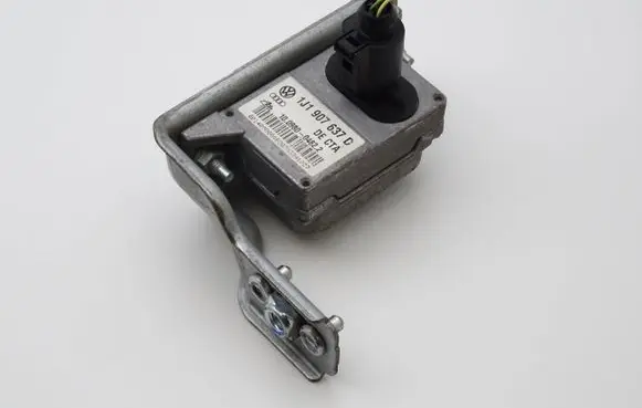 Volkswagen Golf IV ESP acceleration yaw rate sensor 1J0907655A 1J1907637D