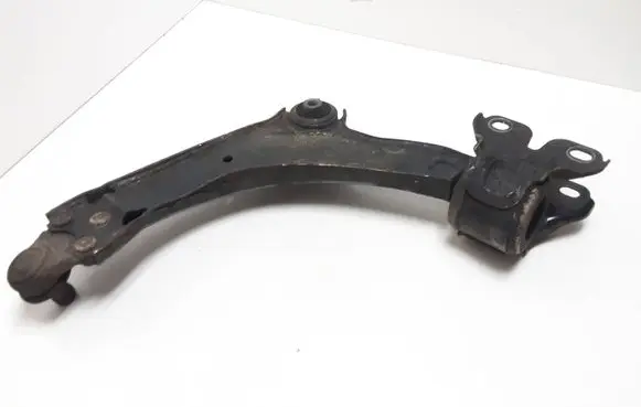 Volvo XC70 Front lower control arm/wishbone 7G9N3A052
