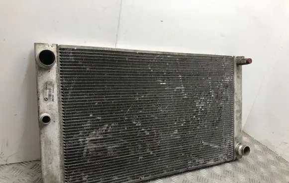 BMW 5 E60 E61 Coolant radiator 17117795878 E9990003