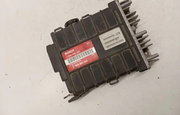 Volkswagen PASSAT B3 Engine control unit/module 855907403 0280000701