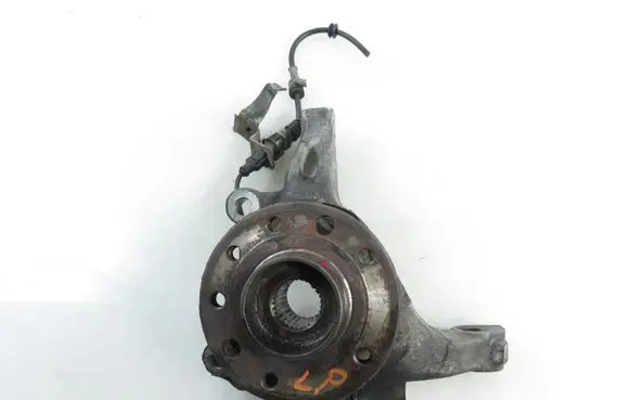 Opel Vectra C Front wheel hub spindle knuckle