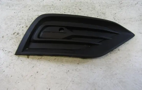 Volvo V60 Front bumper lower grill 31455514