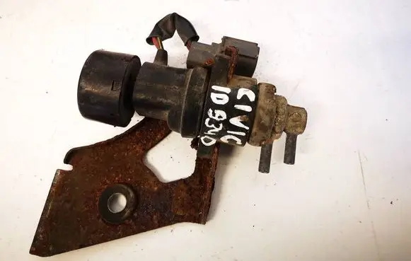 Honda Civic Valve vacuum 
