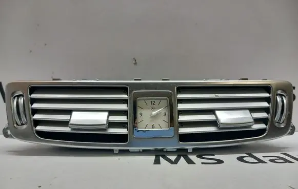Mercedes-Benz CLS C218 X218 Dash center air vent grill A2188300754 2188300754 A2188270070