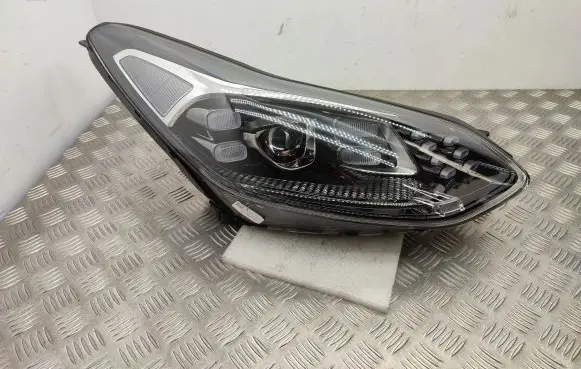 KIA Sportage Headlight/headlamp F192152600