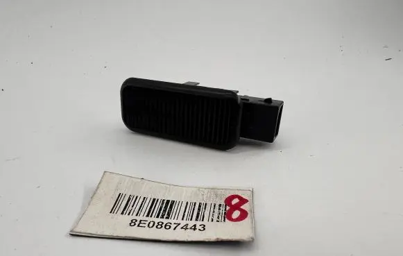 Audi A3 S3 A3 Sportback 8P Front door interior light 8E0867443