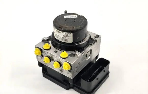 Toyota Yaris ABS Pump 445400D100 06210220234 895410D170