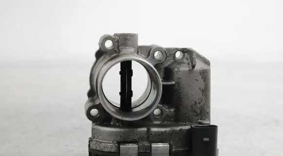 Renault Trafic II (X83) Throttle valve 8200330810 H8200330812 8200330810F