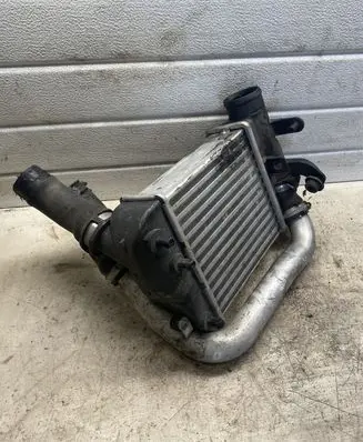 Audi A4 S4 B7 8E 8H Intercooler radiator 8E0145805AA