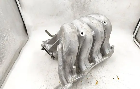 Mitsubishi Eclipse Intake manifold