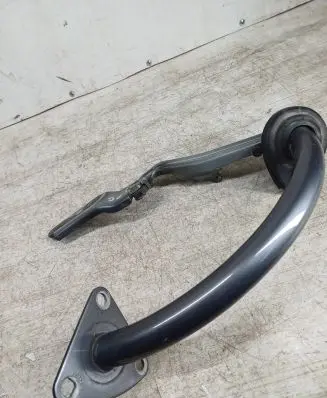 Volkswagen PASSAT B6 Tailgate/trunk/boot hinge 3C5827302A