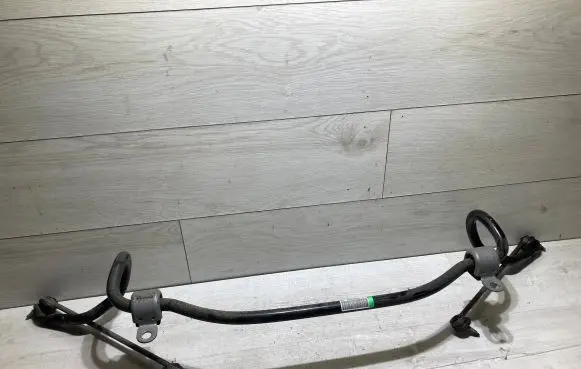 Front anti-roll bar/sway bar