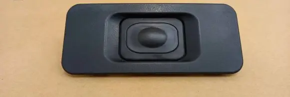 Tailgate opening switch