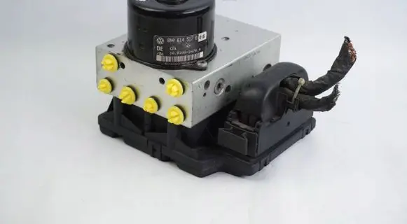 Audi TT Mk1 ABS Pump 8N0614517B 8N0907379D