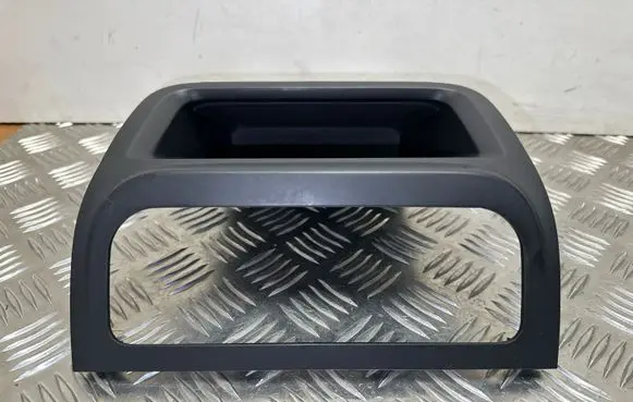 Volkswagen Tiguan Climate control/heater control trim 5M0819422