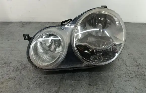 Volkswagen Polo IV 9N3 Headlight/headlamp 