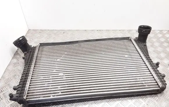 Volkswagen Golf V Intercooler radiator 1K0145803T