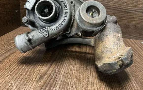 Peugeot Boxer Turbo 53041015096 K03324278