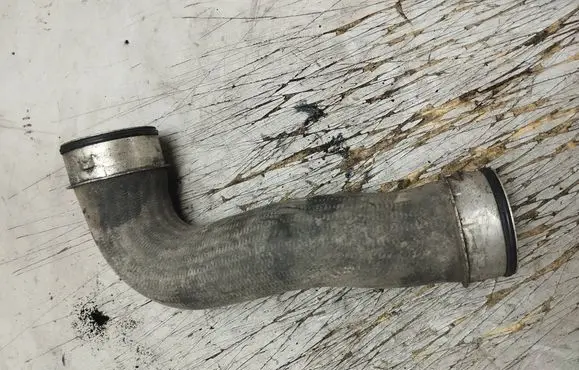 Audi A6 S6 C6 4F Air intake hose/pipe