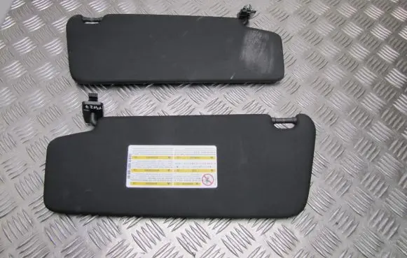 Mercedes-Benz C AMG W204 Sun visor A2048104310 T4127
