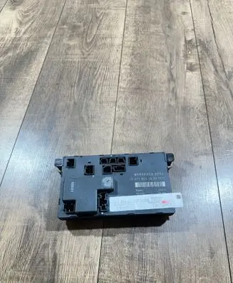Mercedes-Benz E W211 Door control unit/module 2118201685 8357218