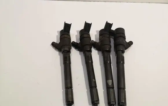 Hyundai Sonata Fuel injectors set 3380027400 0445110 8HLB58