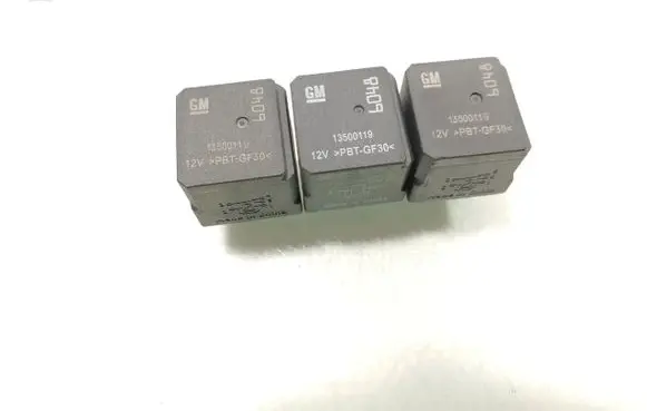 Opel Insignia A Other relay 13500119