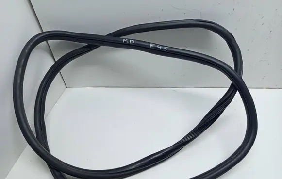 BMW 2 F45 Rubber seal front coupe door 7420077