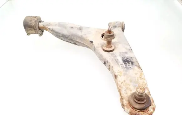 Mitsubishi Space Star Front lower control arm/wishbone