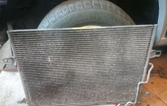 Mercedes-Benz CLS C219 A/C cooling radiator (condenser) A215001154 R134A M3675001