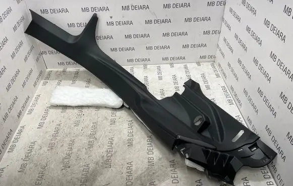 Tesla Model S (C) pillar trim A089335