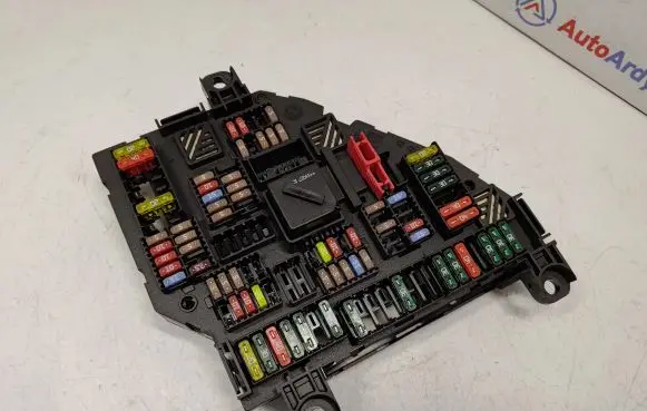 BMW 5 F10 F11 Fuse module 9264923 61149264923