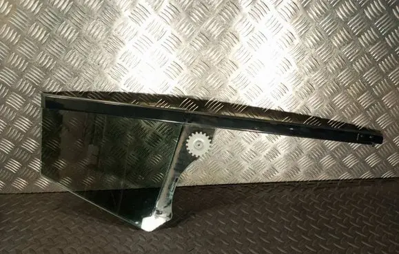 BMW 5 GT F07 Rear vent window glass 51357197886 7197886