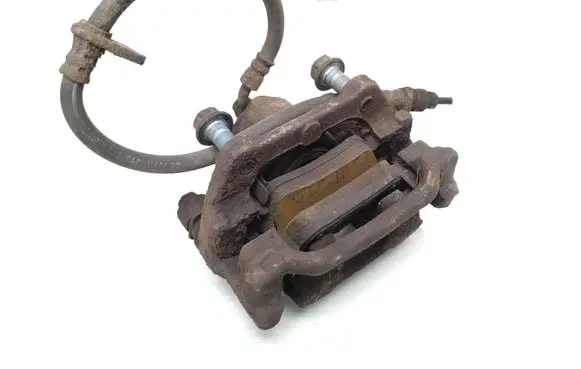 Honda CR-V Rear brake caliper
