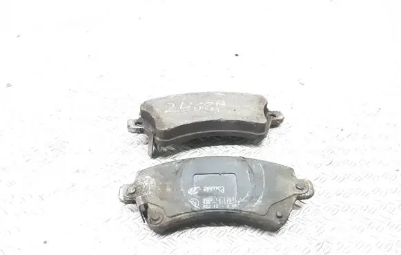 Toyota Corolla E120 E130 Brake pads (front) 