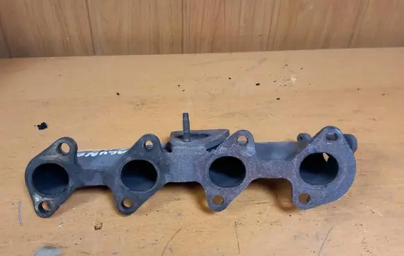 Renault Laguna III Exhaust manifold 